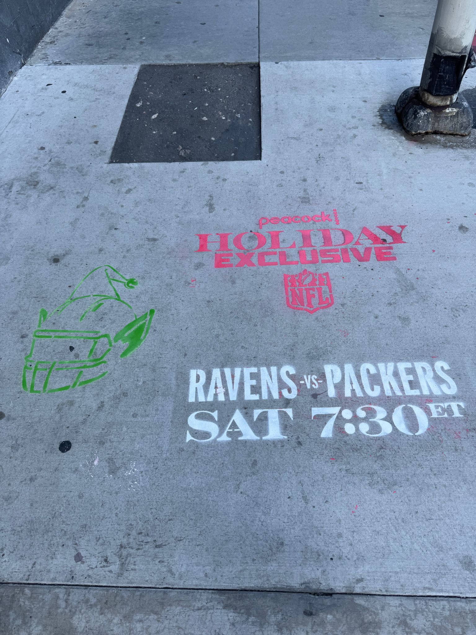 Stencil 16.8 Bar Flamingo Arts District